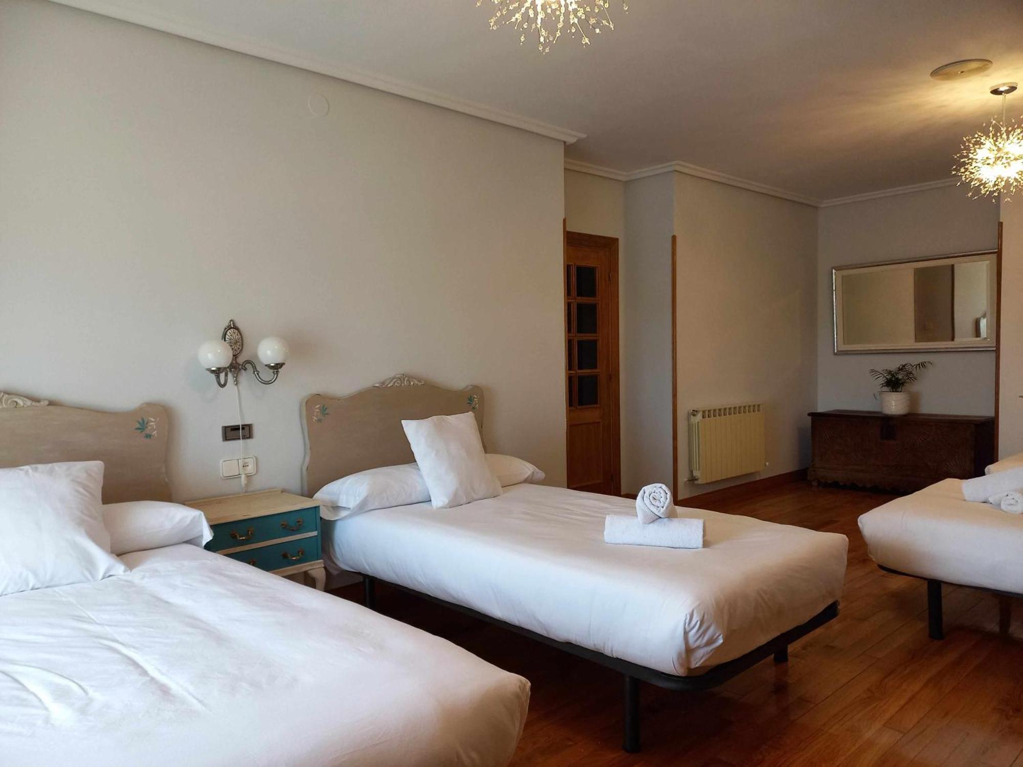 Casa Albaitar Con Piscina Y Sala De Juegos Azcona Extérieur photo
